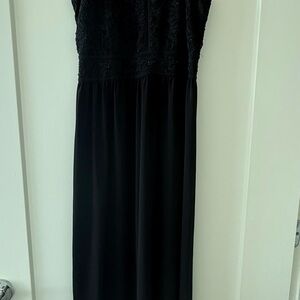 Elegant Black Maxi Dress